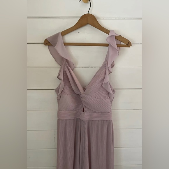 NWT ASTR The Label Golden Hour Jumpsuit MEDIUM Pleated Wide Leg Sleeveless Lilac - Picture 5 of 6